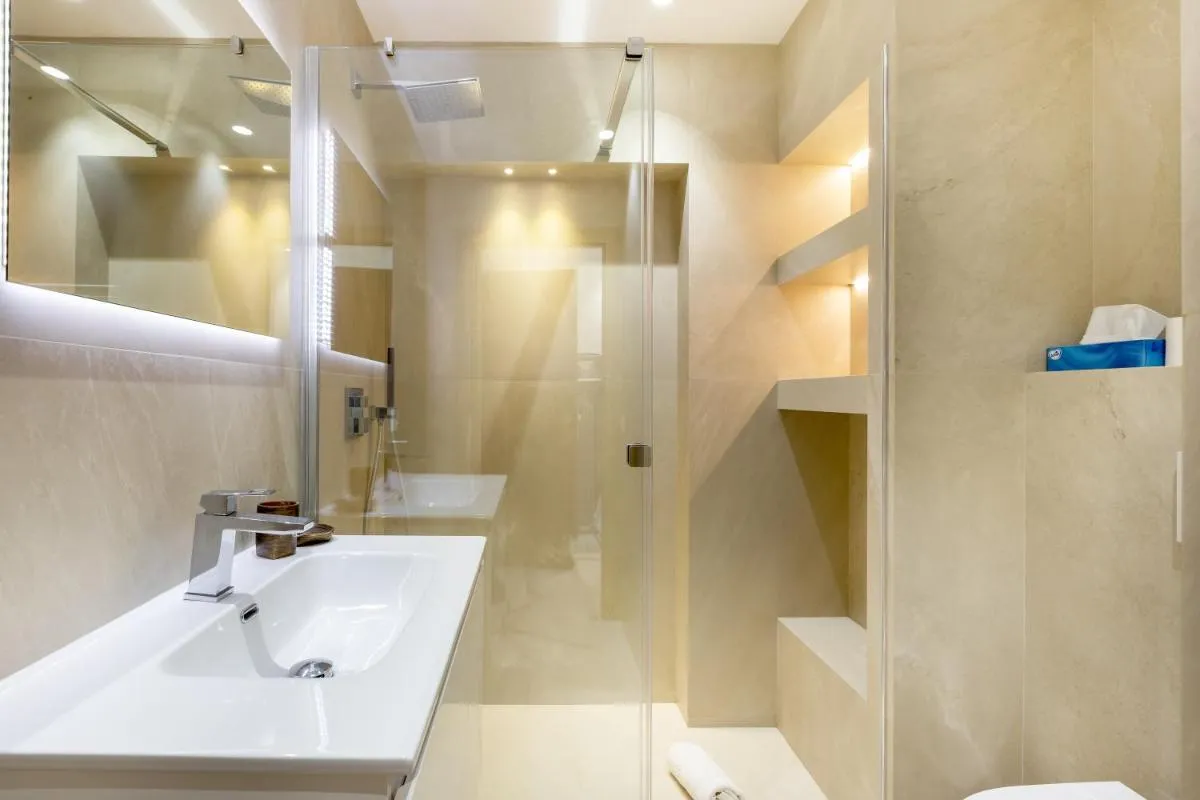 Image 2 of Agence des Résidences – Appartements privés du 45 CROISETTE- Prestige