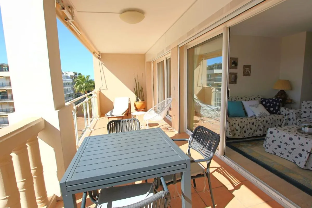 Image 3 of Apartment 2 bedrooms 2 bathrooms clear view in Palm beach area