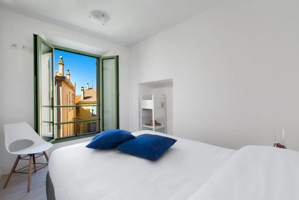 Image 1 of Cannes Old Town Suites