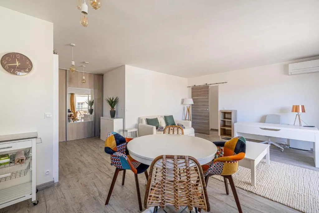Image 4 of Exceptional air-conditioned flat in Cannes