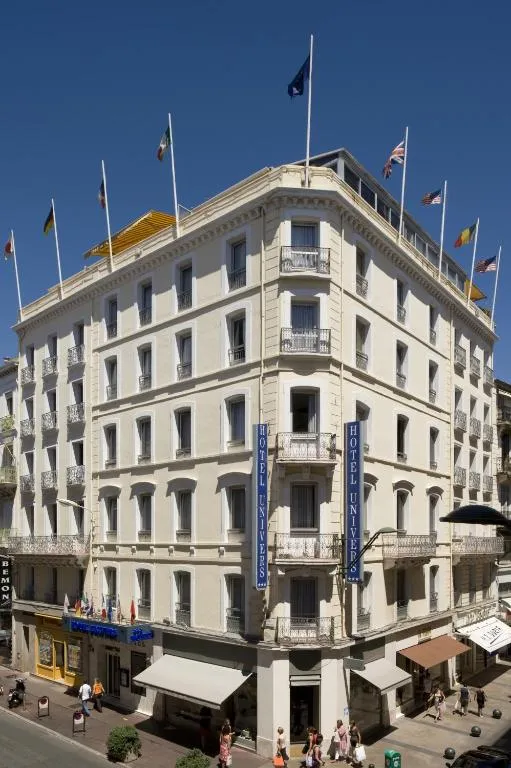 Image 3 of Hôtel Cannes Centre Univers