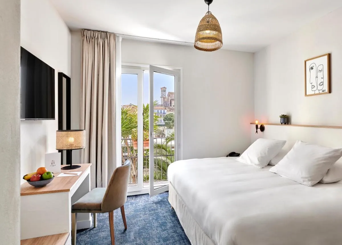 Image 5 of Hotel Le Suquet Cannes