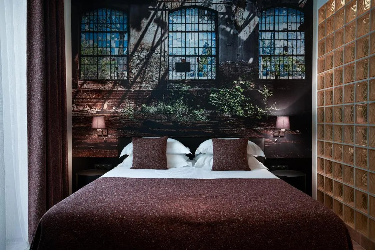 Image 2 of Hotel Verlaine