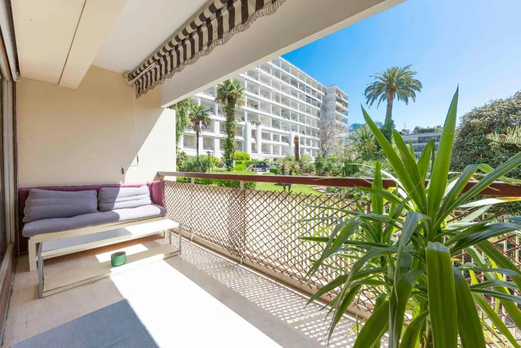 Image of Le Gallia haven of peace in the city center with Terrace GALLIA LYS