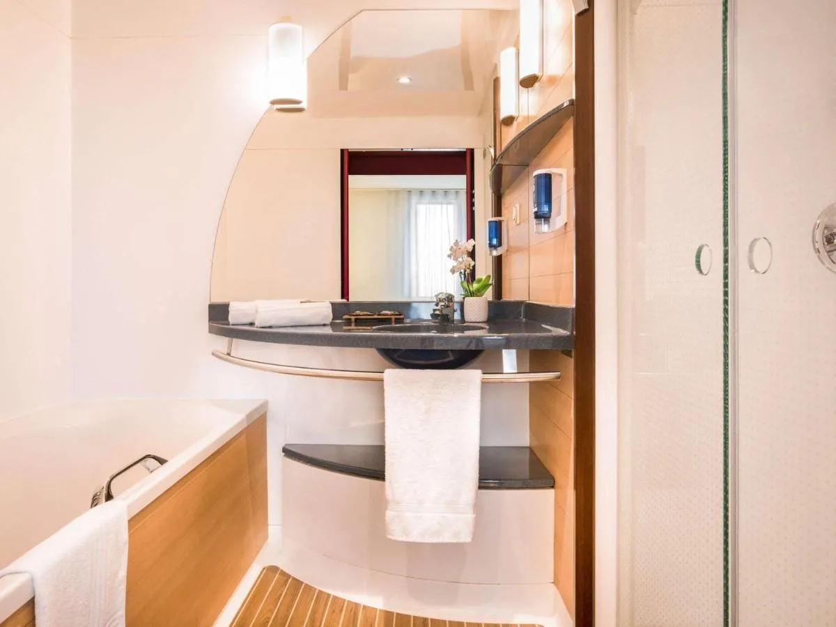 Image 2 of Novotel Suites Cannes Centre