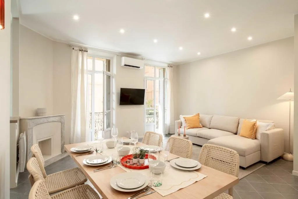 Image 3 of Quiet and luxurious apartment – Cannes Center – 2BR6p