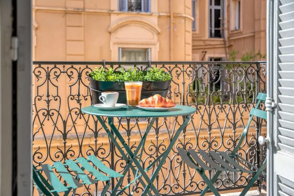 Image 1 of Quiet and luxurious apartment – Cannes Center – 2BR6p