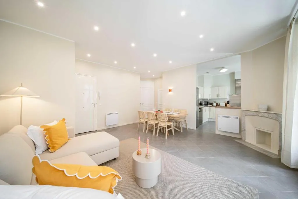 Image 2 of Quiet and luxurious apartment – Cannes Center – 2BR6p