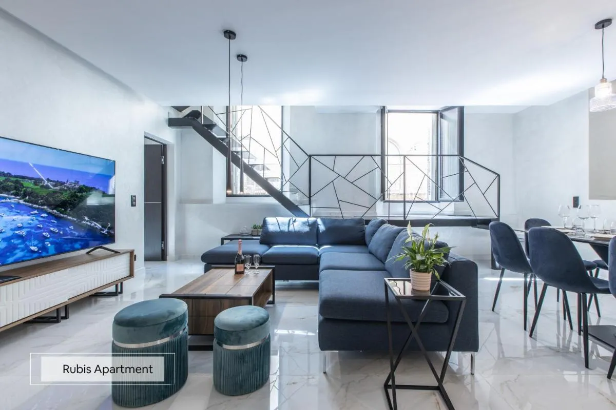 Image 3 of Résidence Topaze – Central – Luxurious – 50m Croisette Palais – LRA CANNES