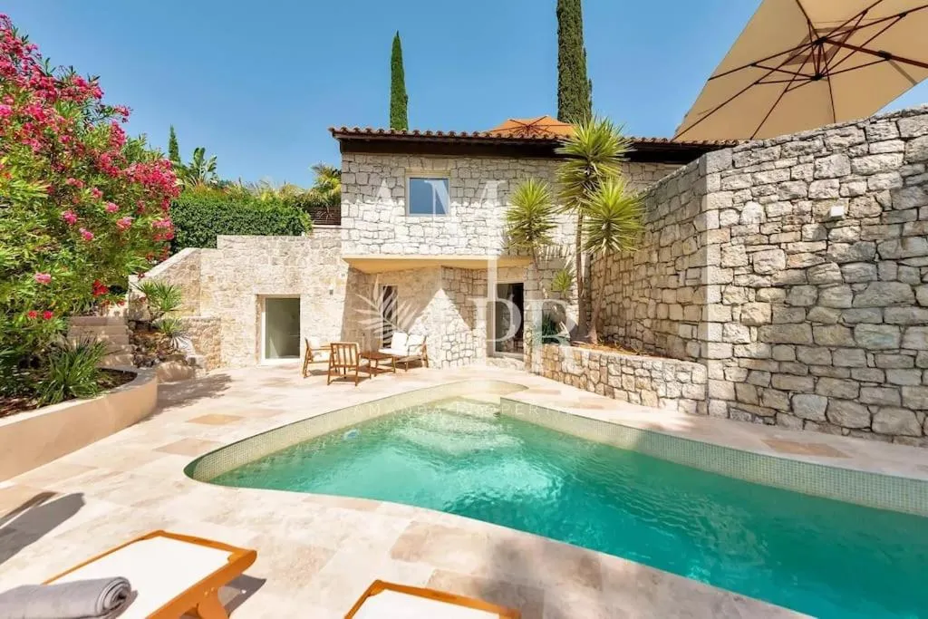 Image of Villa à 18 minutes à pieds de la Croisette et ses plages