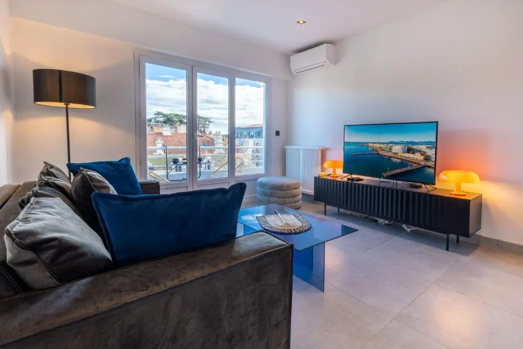 Image of 06AZ – Apartment with terrace – 10min from Palais