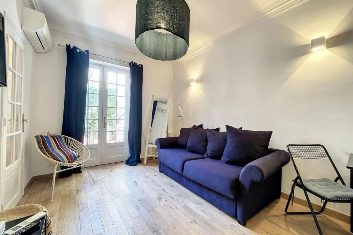 Image 1 of 1 Bedroom Ideal Location Cannes