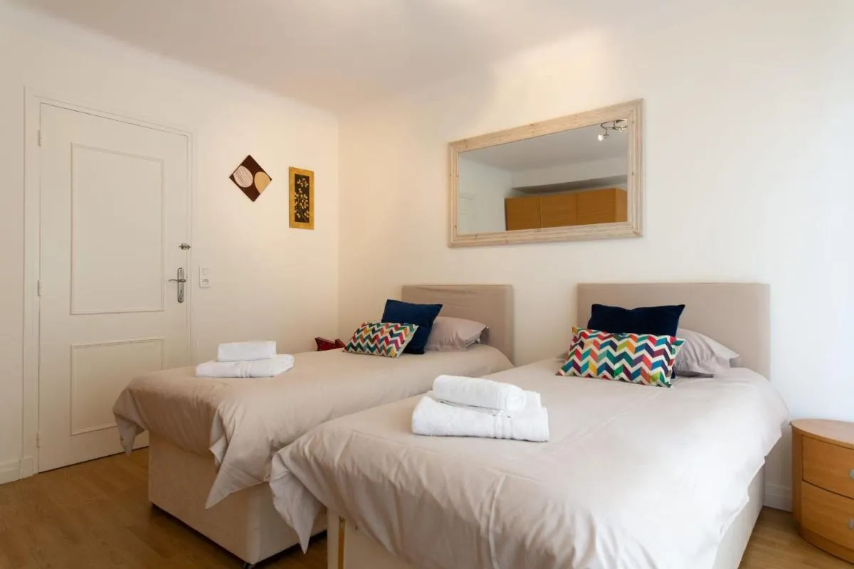 Image 1 of 2-Br Apartment 2 min from the Beaches