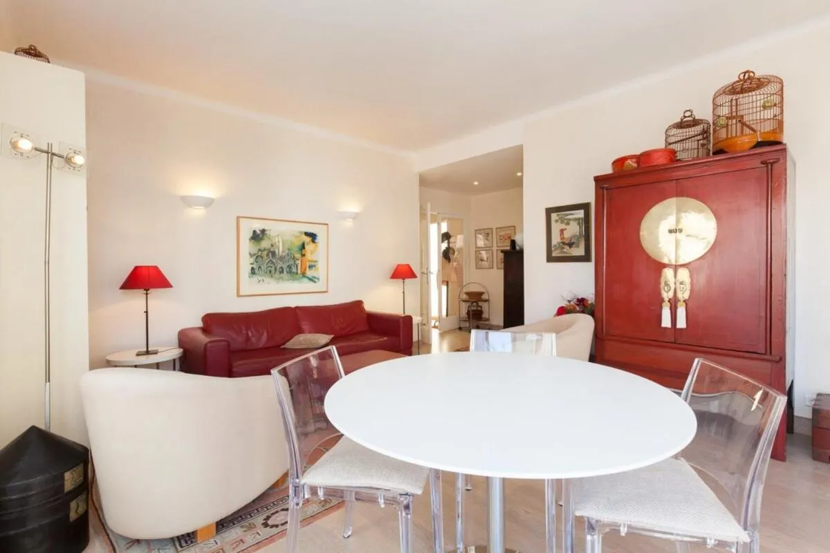 Image 3 of 2-Br Apartment in City Center