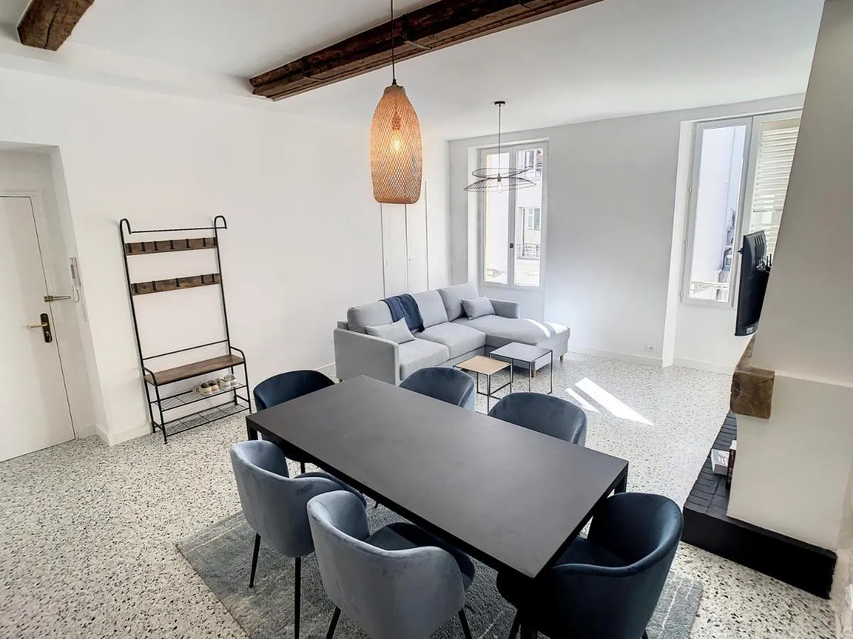 Image 1 of 2 bedroom Majestic, 1 min to the Croisette 357
