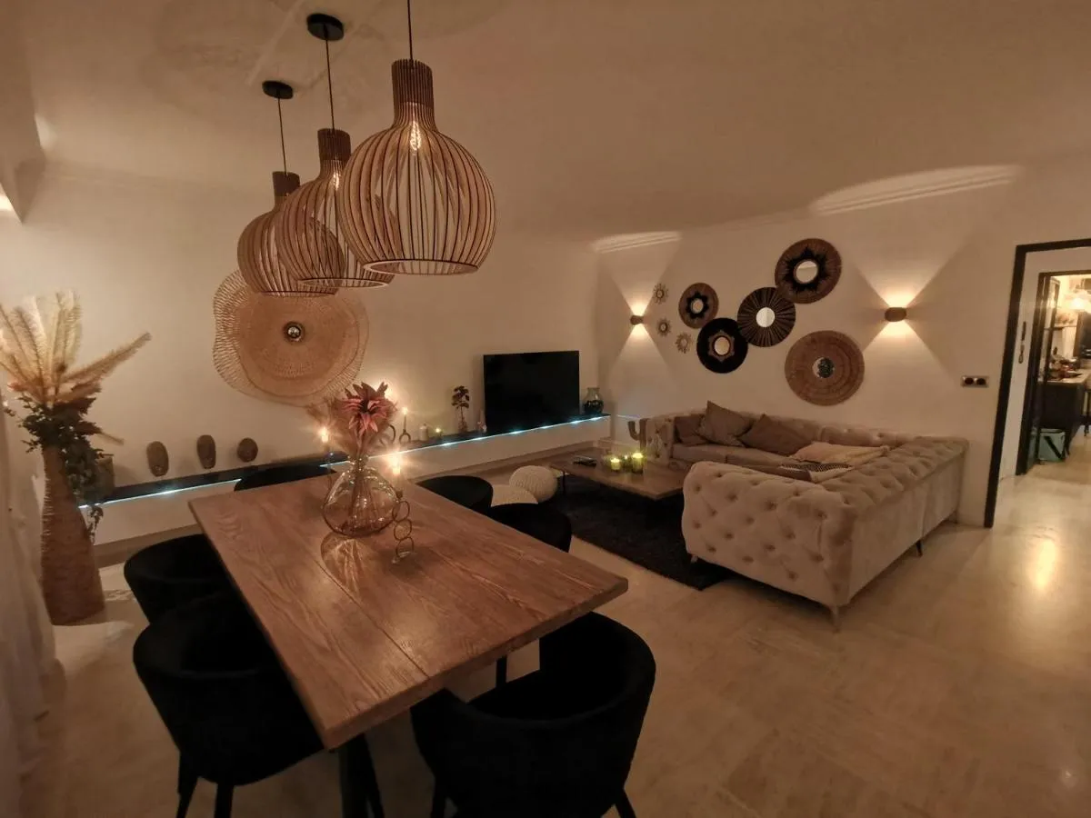 Image 5 of 2 bedrooms seafront