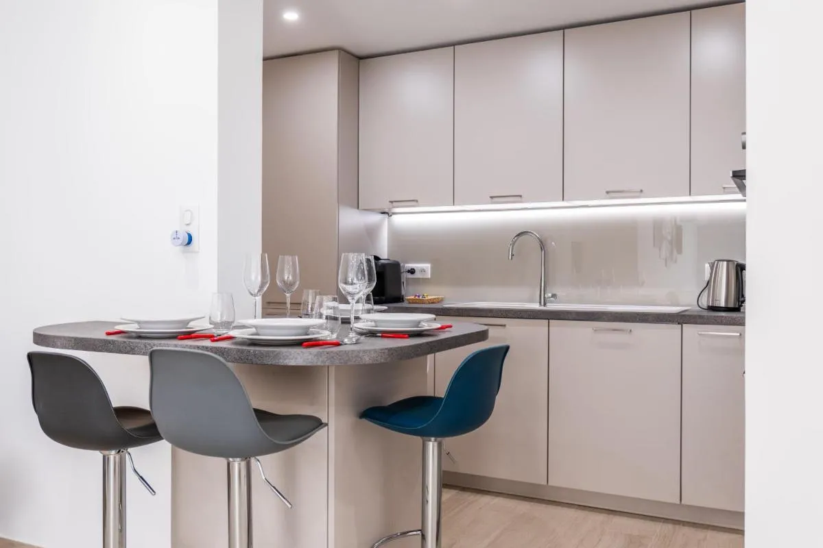 Image 5 of 2 bedrooms with terrace 100 metres from the sea
