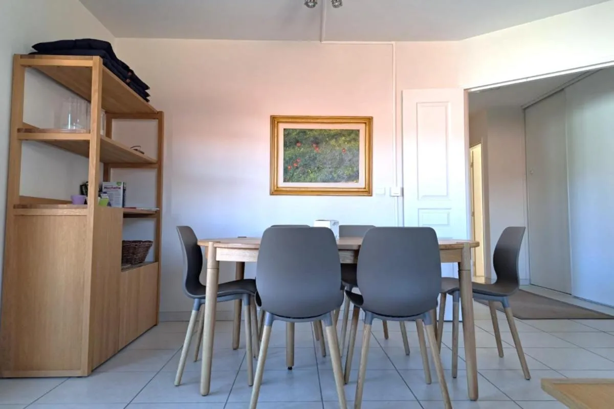 Image 4 of 3BR in Cannes with Swimming Pool Terraces Parking & AC – BENAKEY
