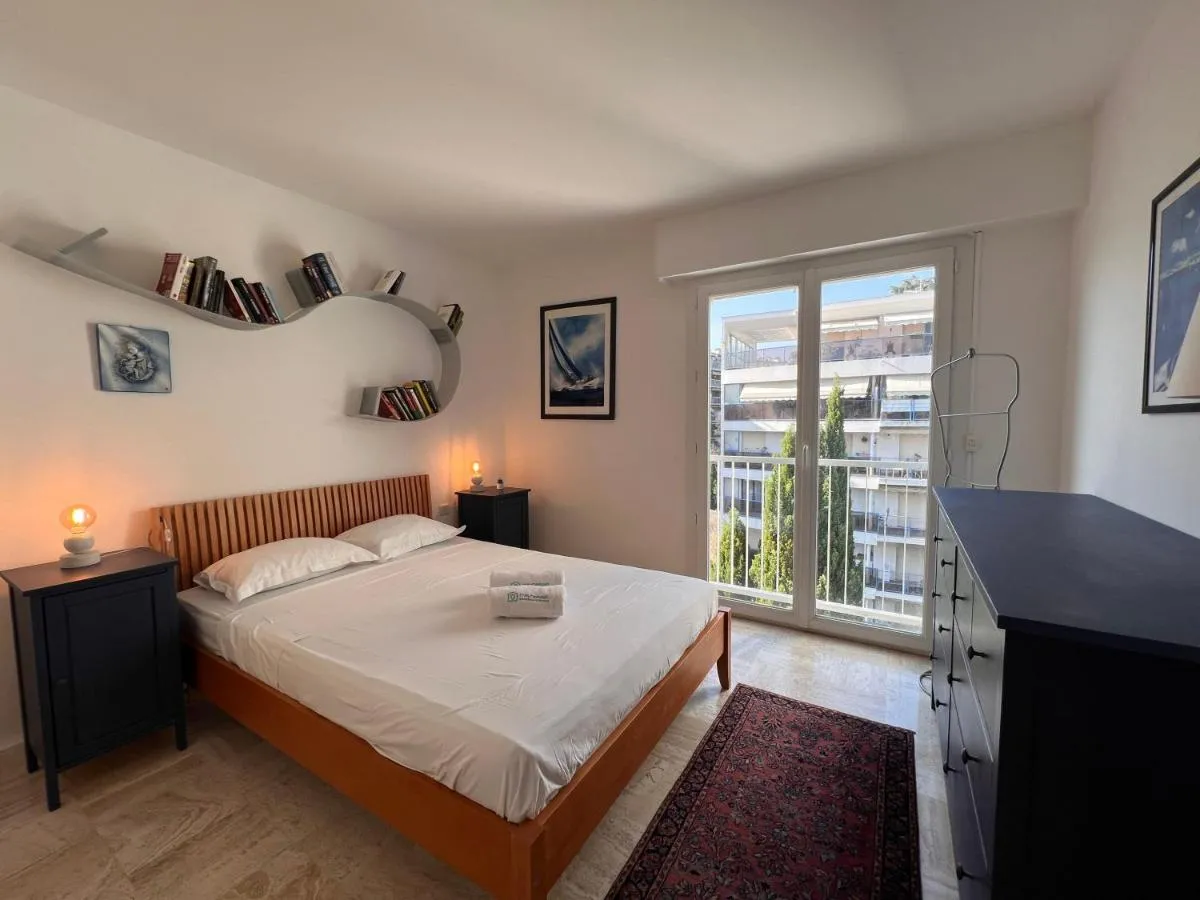 Image 1 of A032-Beautiful apartment for 4 – Near Croisette