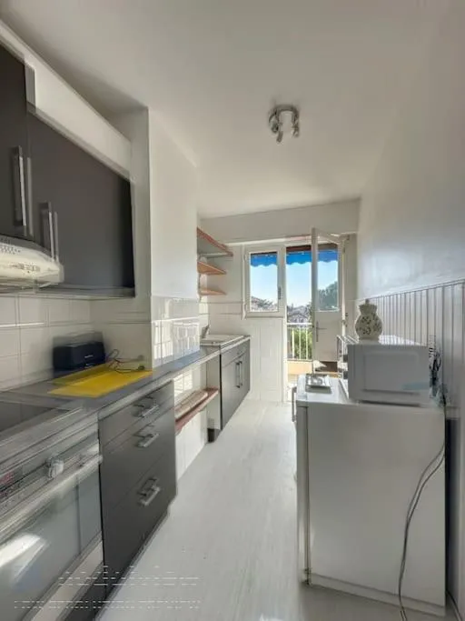 Image 2 of AGENCIA Appartement residence Oxford 5e