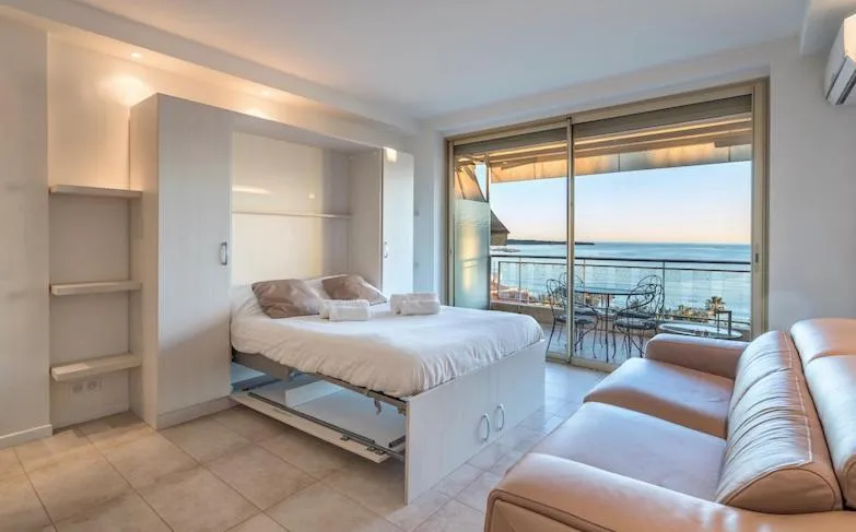 Image 6 of Agence des Résidences – Appartements privés du 45 CROISETTE – Superieur