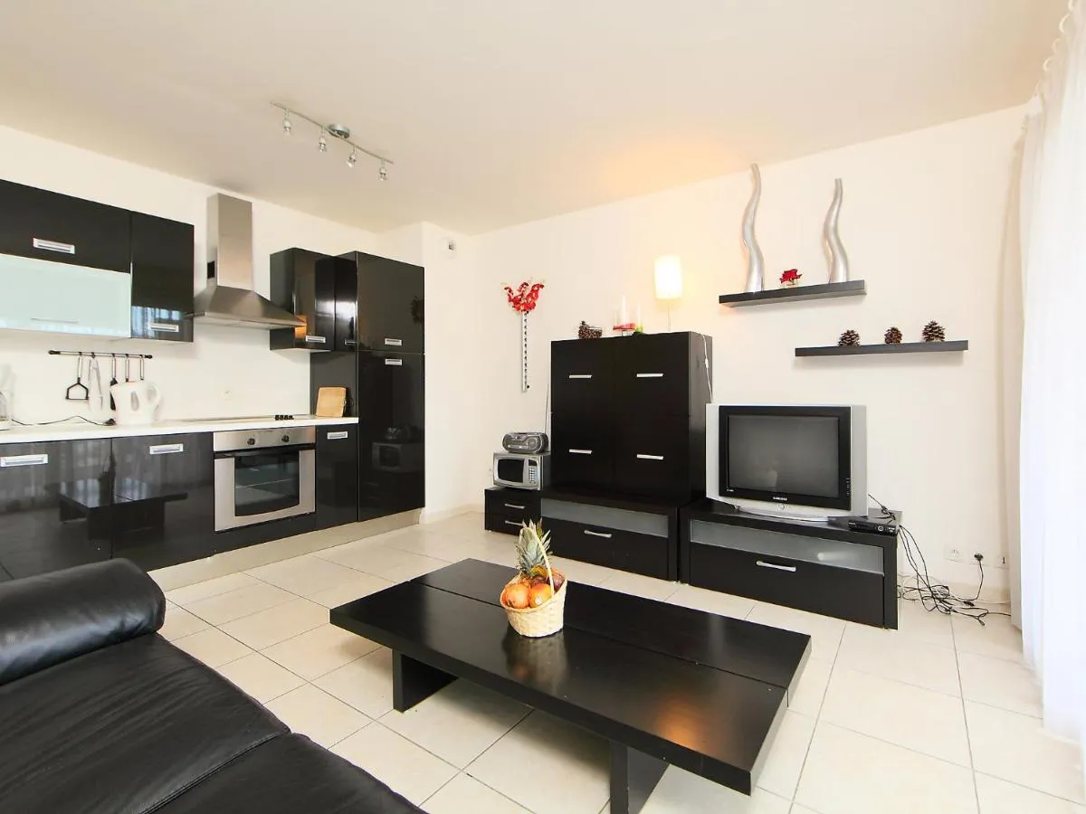 Image 4 of Apartment Casta Diva-1 by Interhome