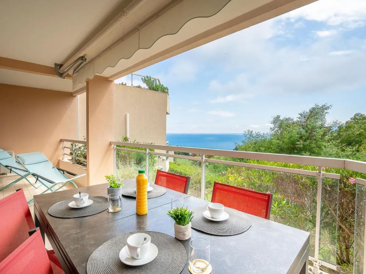 Image 1 of Apartment La Croix des Gardes by Interhome