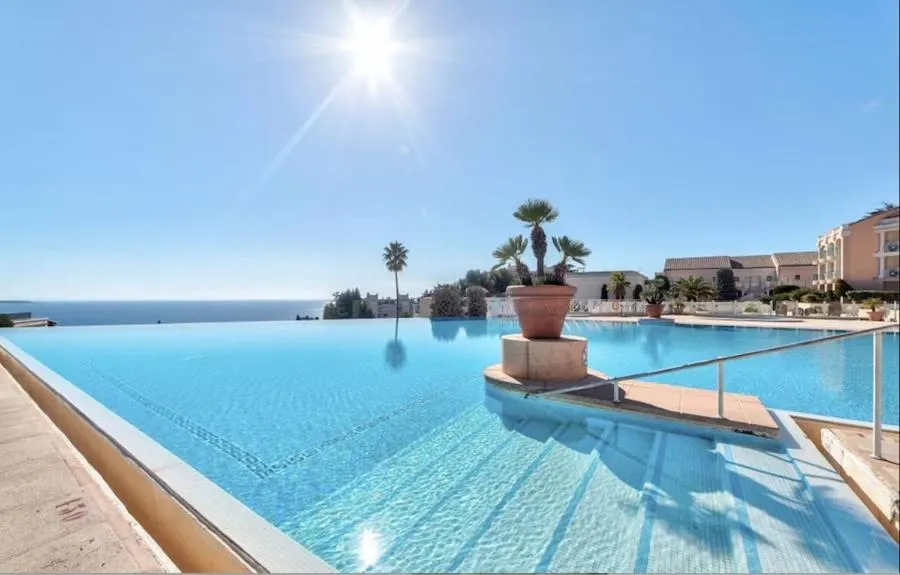 Image 3 of Apartment with Garden, Pool, Sea View and Parking