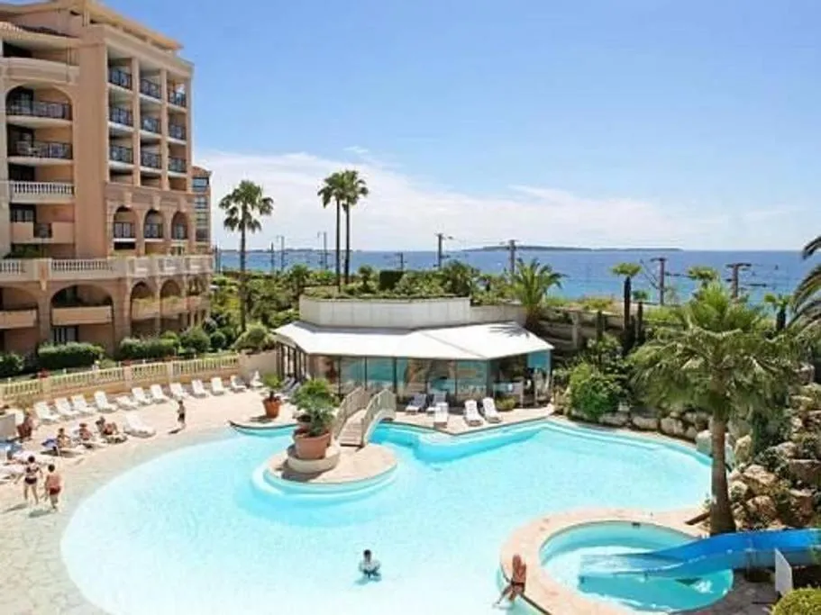 Image of Appartamento in riva al mare a Cannes