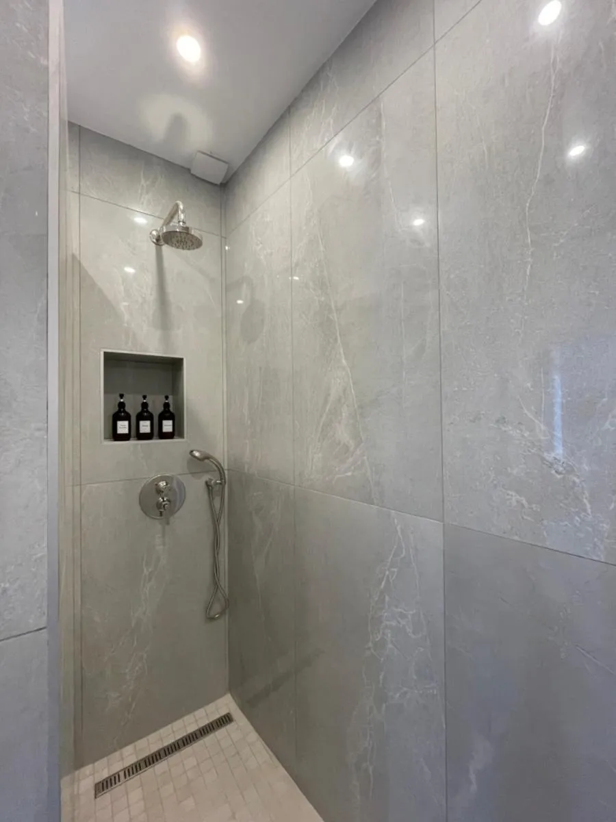 Image 6 of Appartement 33 m2 comme une junior suite – vue Port et Palais des festivals