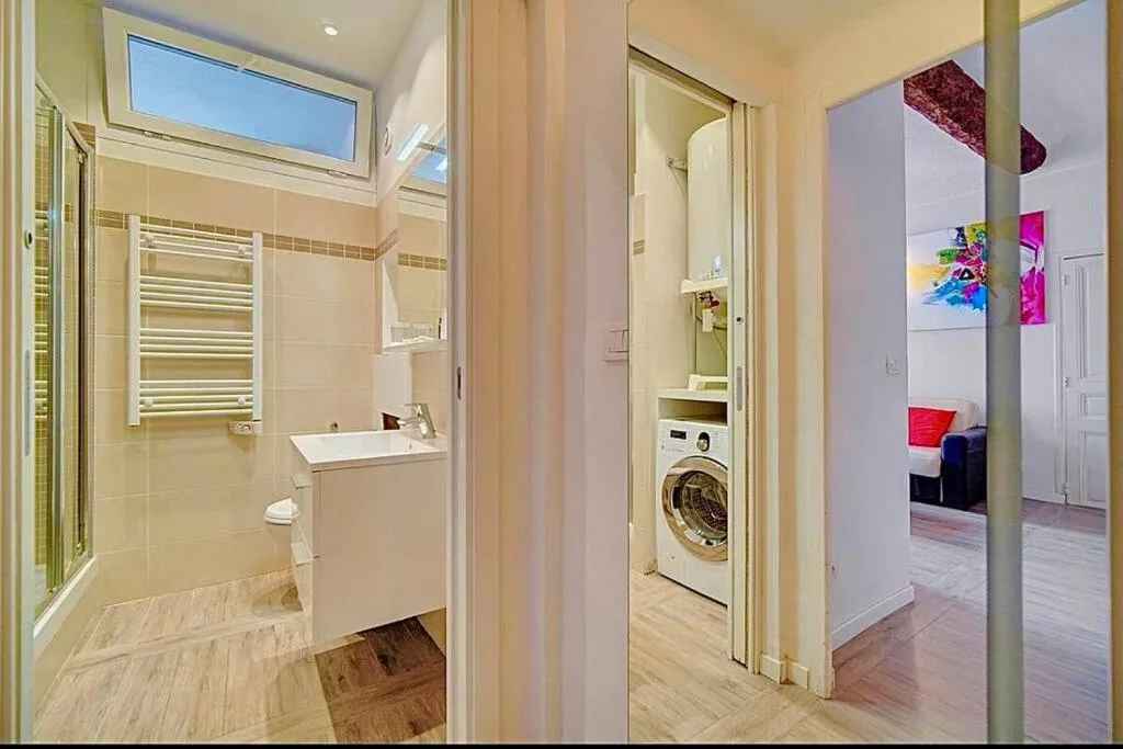 Image 2 of Appartement Cannes 1 chambre – 41H3