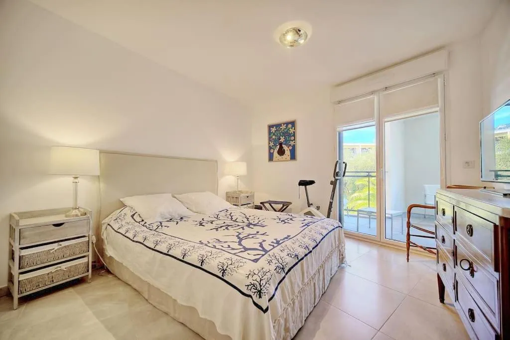 Image 1 of Appartement , piscine, terrasse, proche croisette