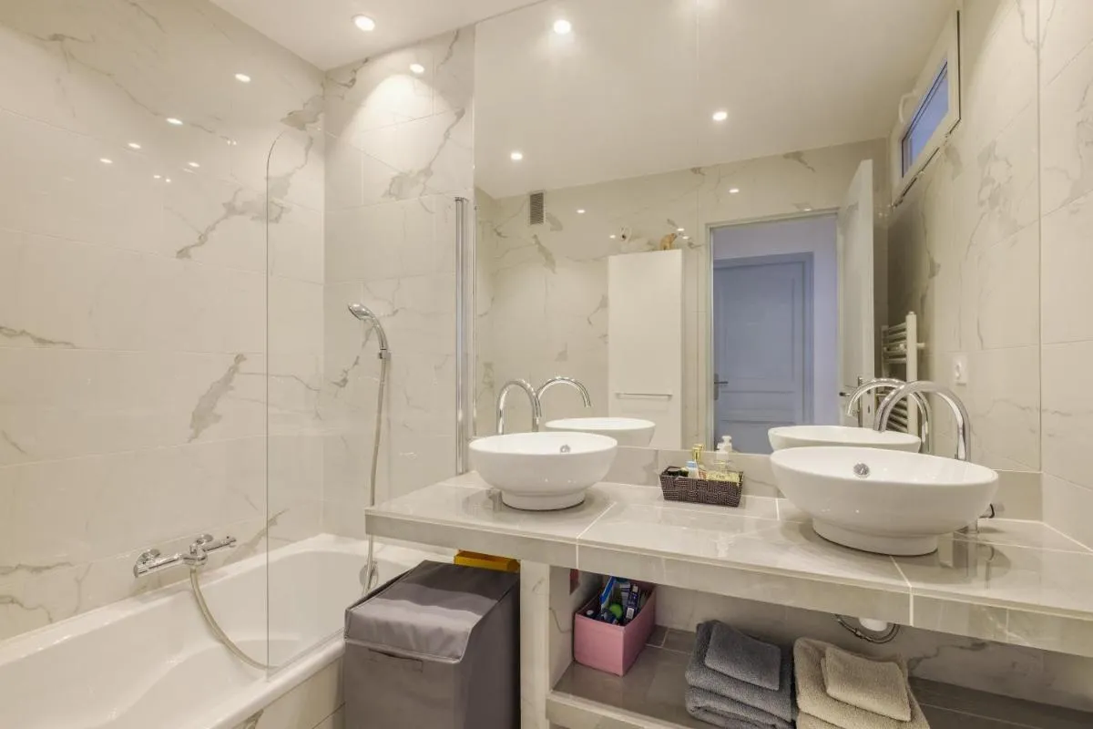 Image 2 of Appartement de standing Cannes