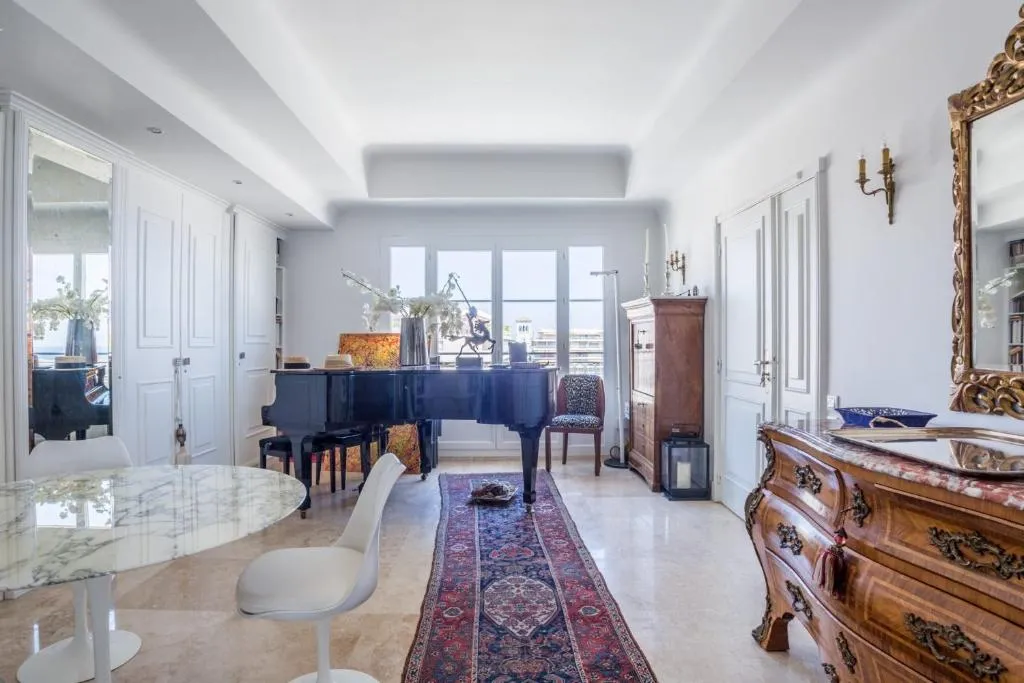 Image of Art Deco Luxury Apartment with Breath Taking View on Cannes Bay by Olidesi