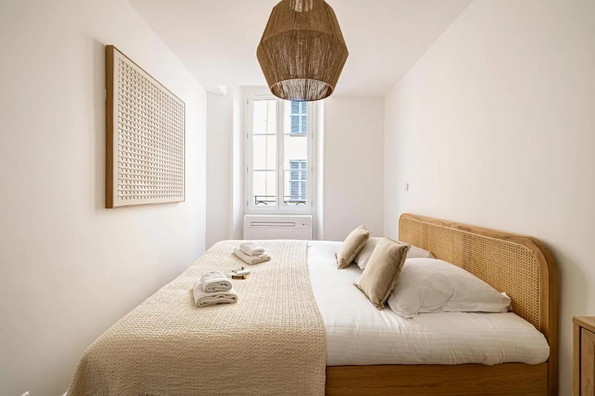 Image 6 of Beautiful 1BR, heart of Suquet-Cannes – 5min beach