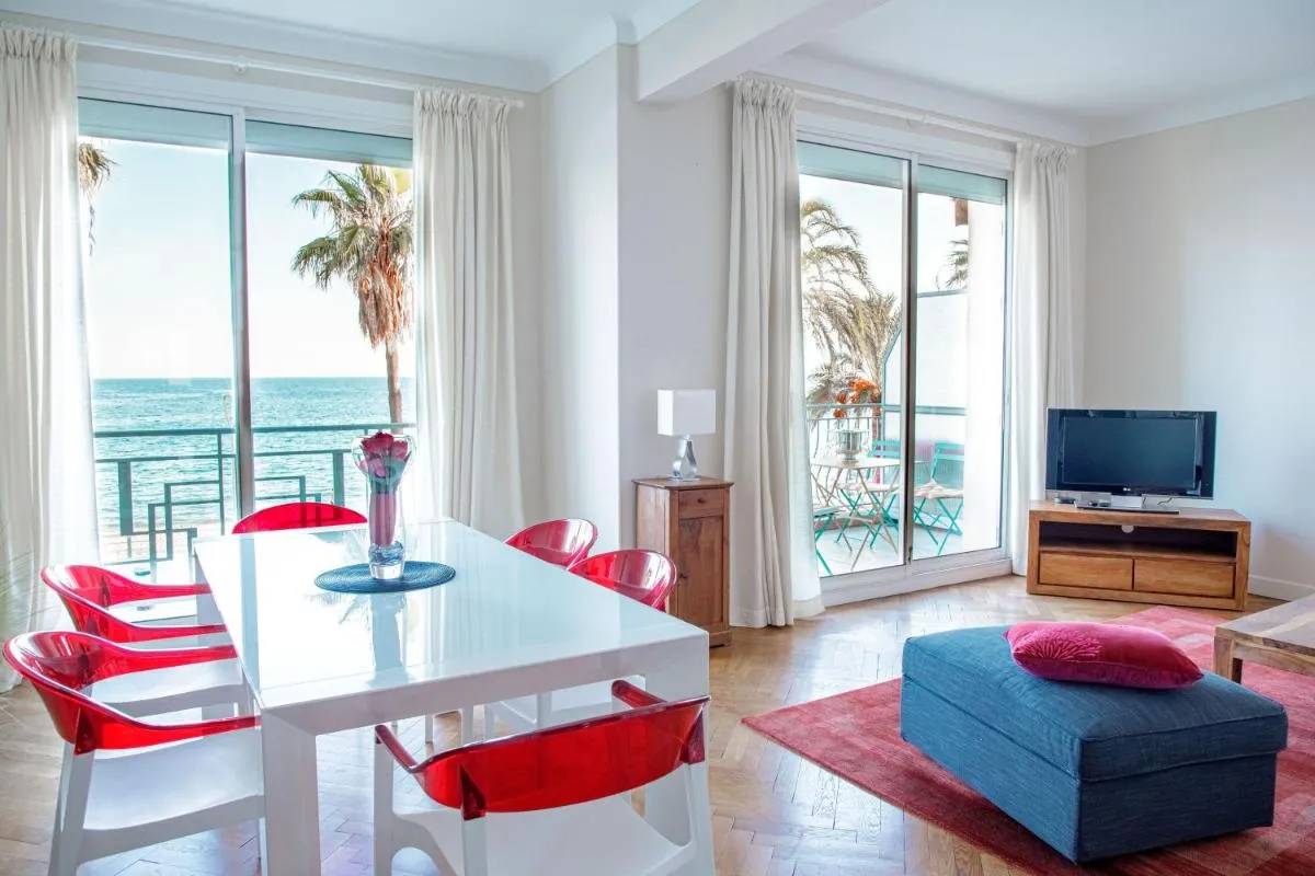 Image 4 of Bel Appartement Face à La Mer Près Du Centre – Le Voilier by Halldis