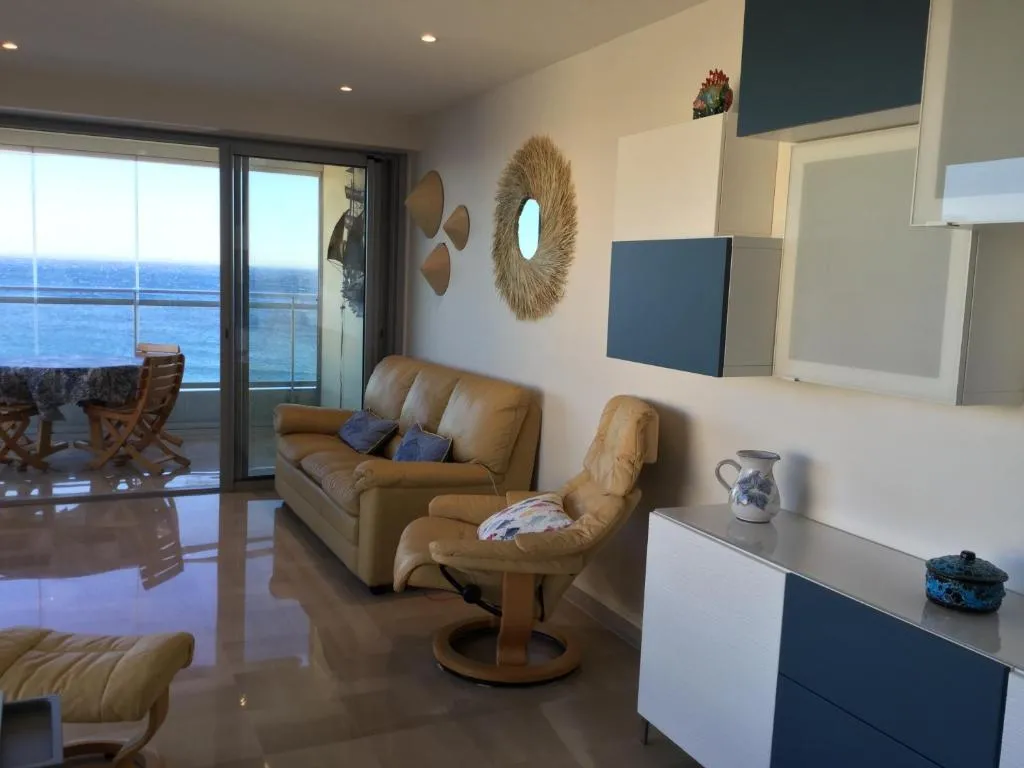 Image of Bord de mer – Cannes la Bocca