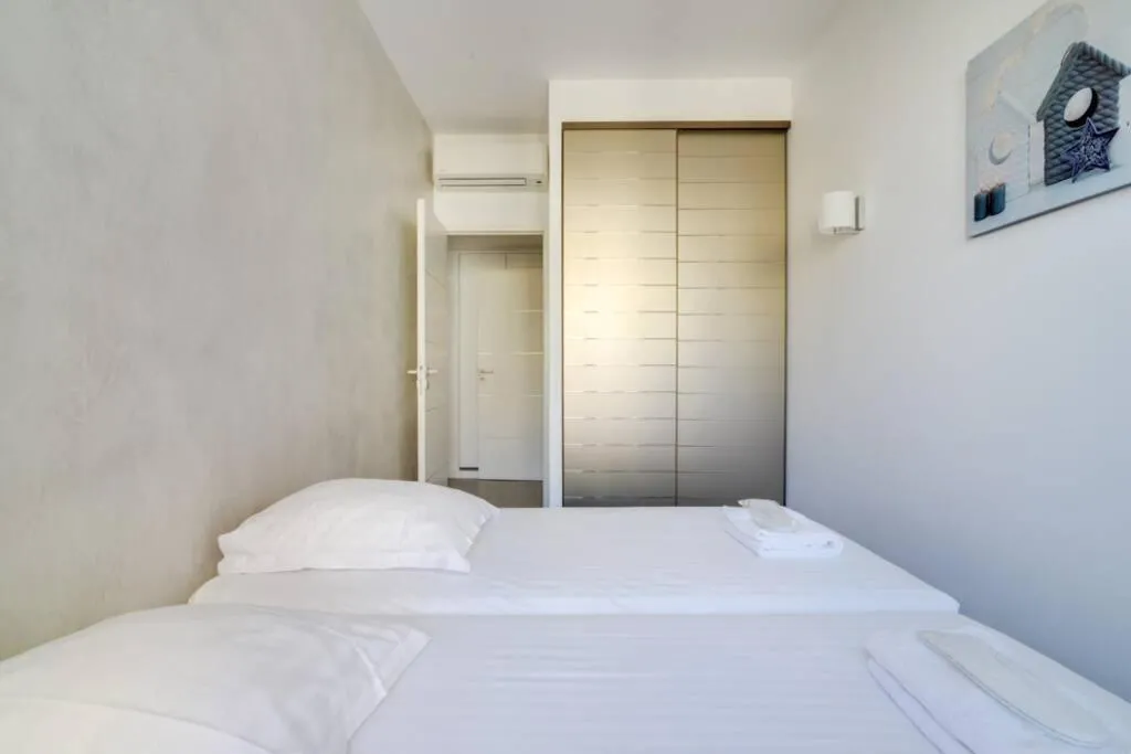 Image 6 of C066-Luxurious apartment with sea view – Cannes