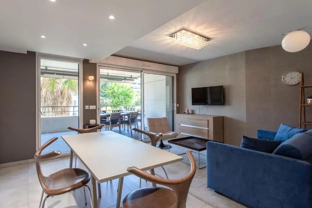 Image 5 of C2 – 2 BDR Montfleury – Pool, Garage, Terrace & AC