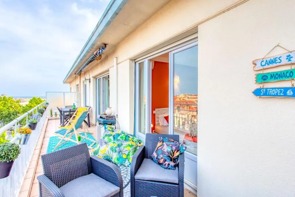 Image of C5 – 2 BDR Blvd Carnot – 10 min Palais – AC & Terrace Sea View
