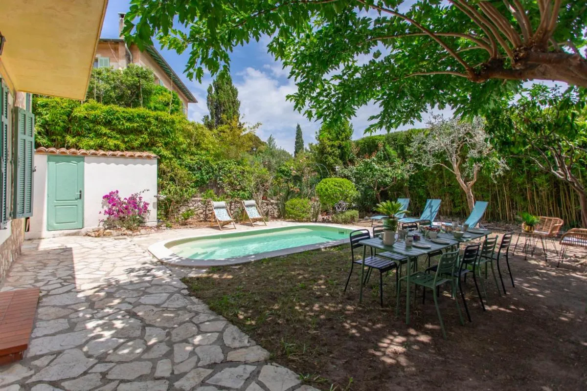 Image 3 of C8 – Lovely House Cannes 4 BDR – Pool, AC, Garage & Wifi