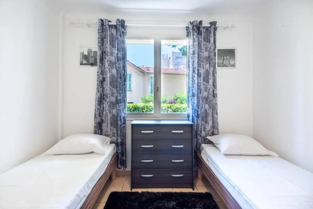 Image 1 of Cannes Branly :2BDR Apartment
