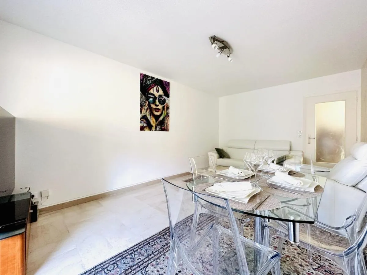 Image 3 of Cannes Center – Appartement 2 pièces avec terrasse