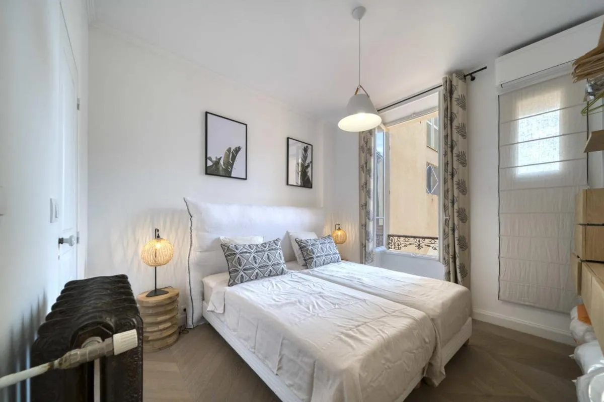 Image 6 of Cannes Luxury Rental – Apartment City Center