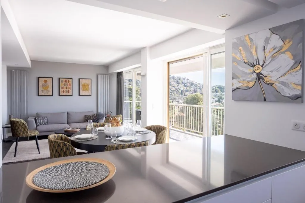Image of Cannes Panorama – Piscine, vue mer, parking, clim