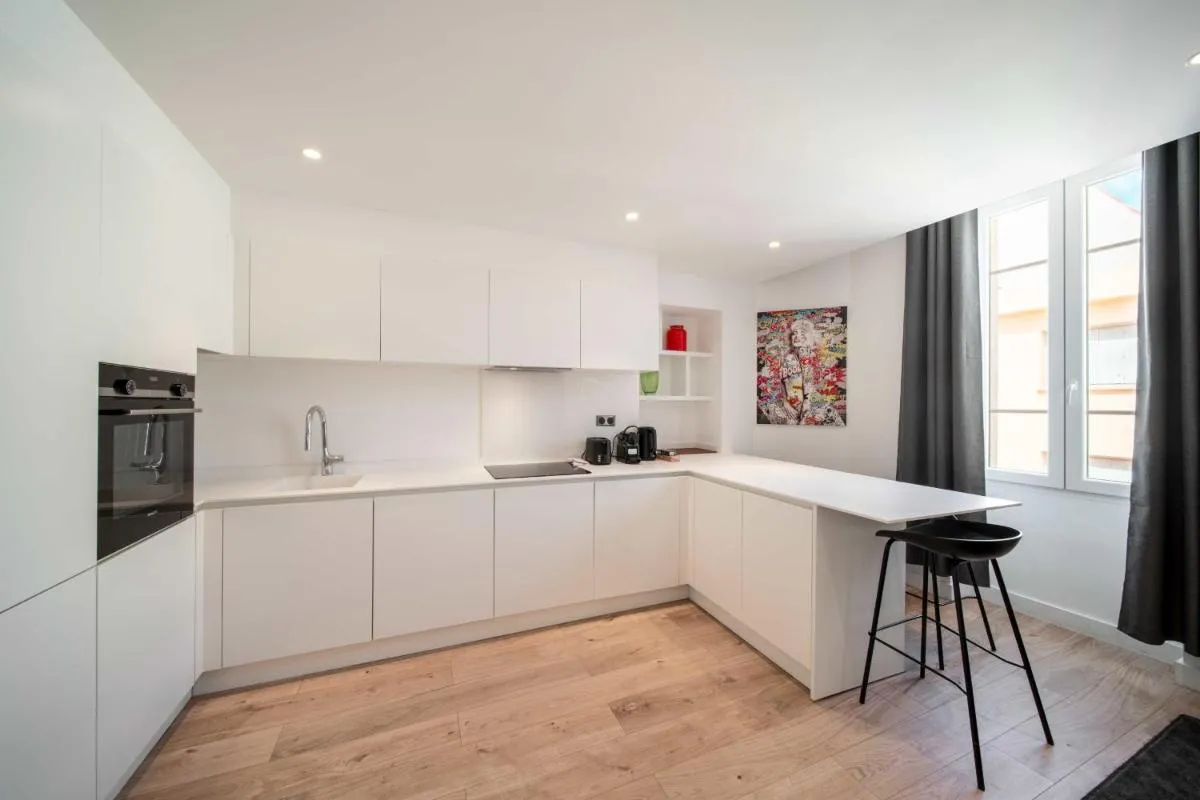 Image 2 of Charming apartment for 4 people – Forville Market