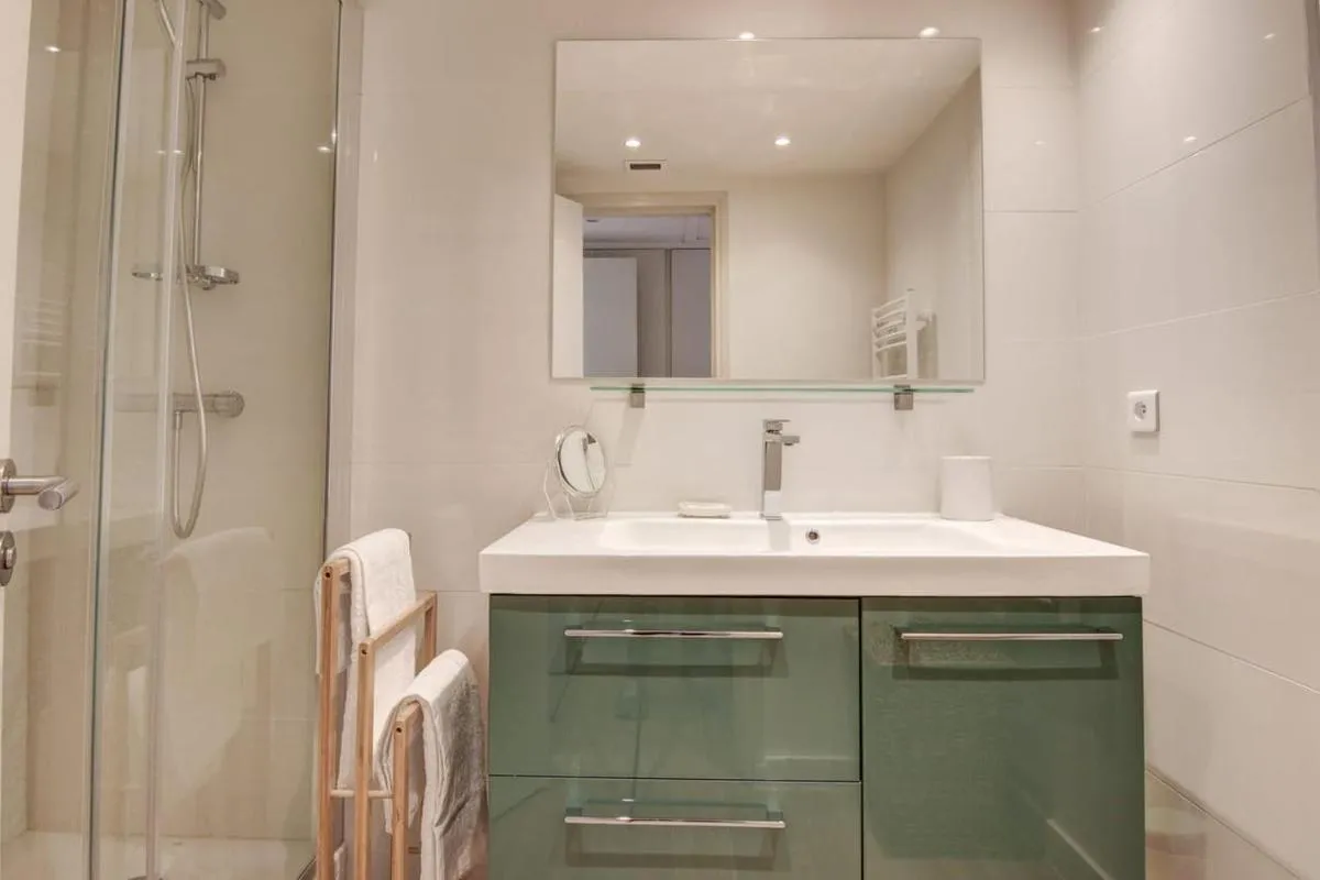 Image 2 of Cozy Apartment