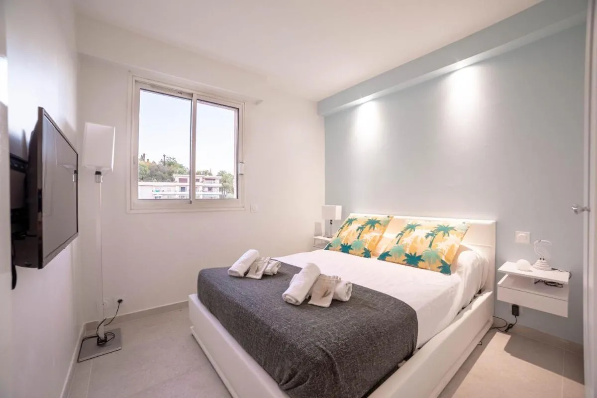 Image 6 of Dream Apartment by Halldis