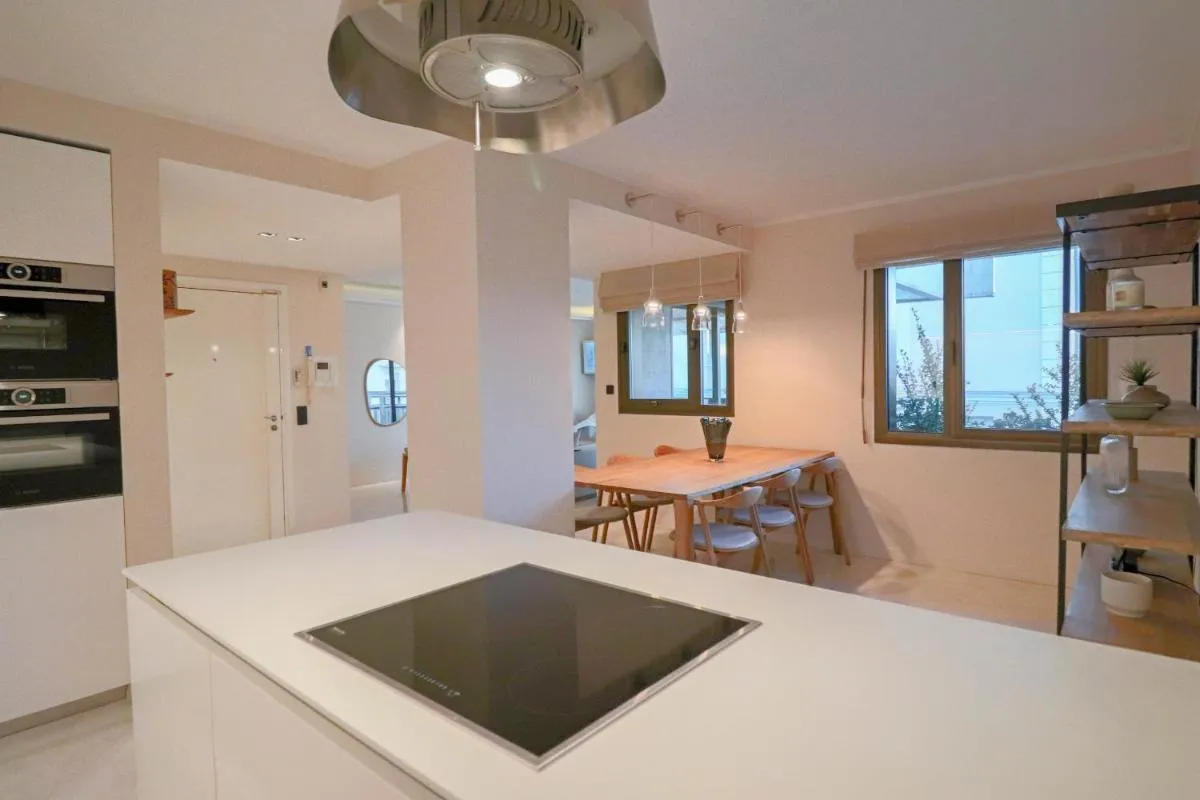 Image 3 of GRAY Renovated luxurious apartment located in Cannes