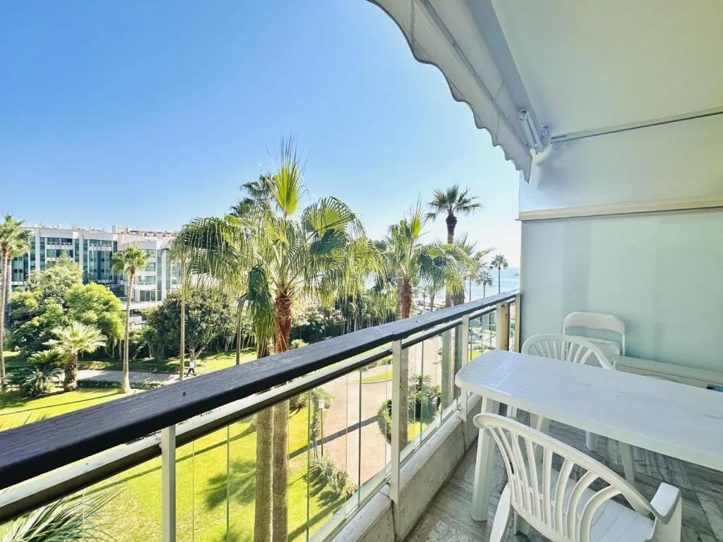 Image of Grand Hotel – Studio Croisette